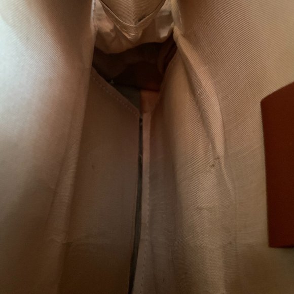 Vintage Tan Handbag - Picture 6 of 10